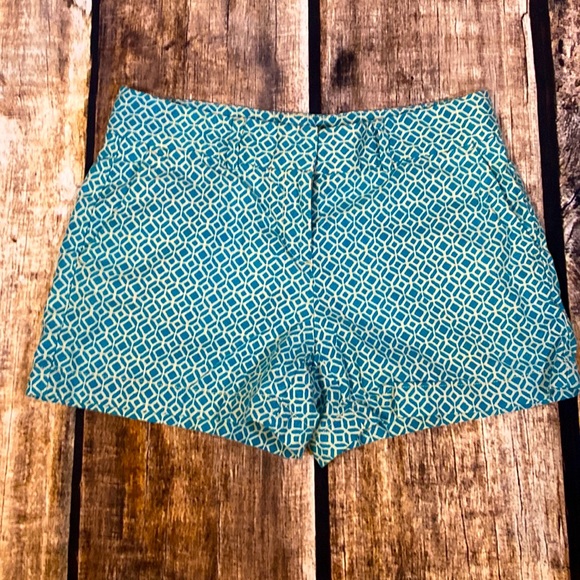 LOFT Blue Patterned Women Shorts - Picture 1 of 6